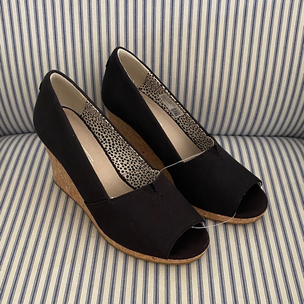 Toms Black Peep Toe Wedges NWOT